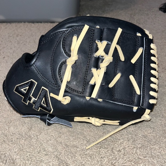 Brand New Custom 44 Pro - Picture 1 of 3